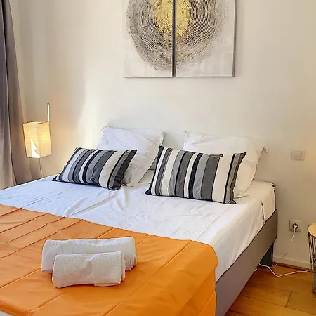 Cannes Rue D'Antibes Sunny Wide 1 Bedroom South With Balcony By Olam Properties * カンヌ