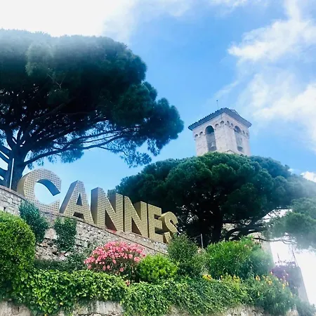 アパート Cannes Rue D'Antibes Sunny Wide 1 Bedroom South With Balcony By Olam Properties カンヌ